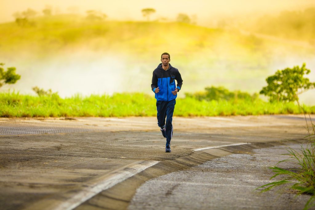 4 astuces simples à suivre pour progresser efficacement dans le running